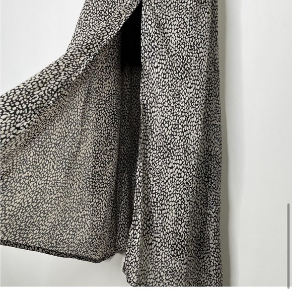 Hello Molly midi dress - Picture 8 of 9